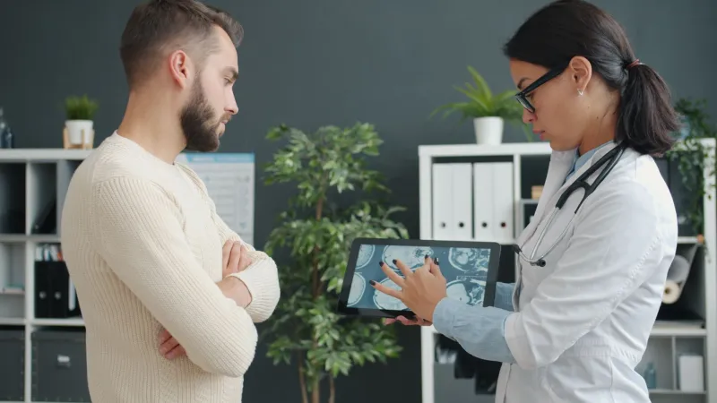 Doing More, Earning the Same: How Expanded Clinical Duties Are Outpacing Optometrist Pay